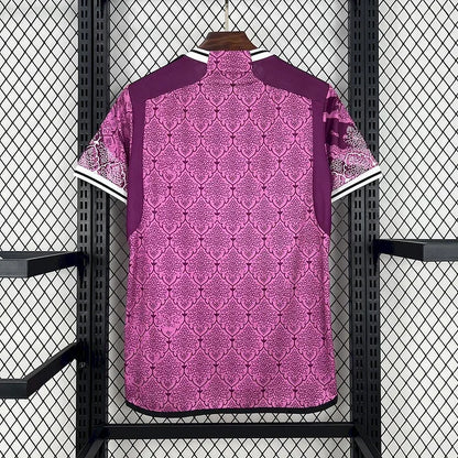 Maillot Real Madrid foot concept rose 2024 2025