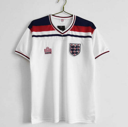 Angleterre 1982 Domicile