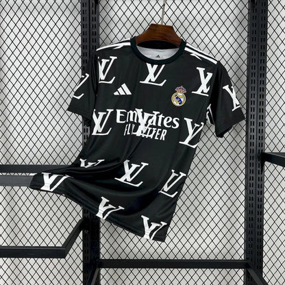 Maillot Real Madrid concept 2025-26
