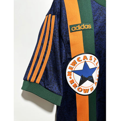 Newcastle 1997/98 Extérieur